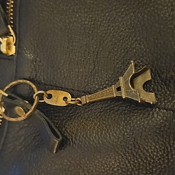 ASPEN Large Black Leather Satchel Crossbody Bag - Picture 16 of 16